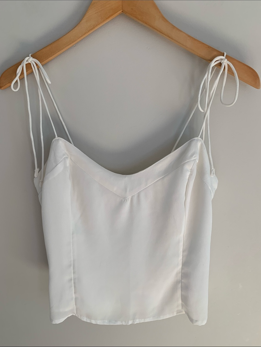 Abercrombie & Fitch Tie Strap V-Neck Smocked Camisole White Small Fairy Feminine